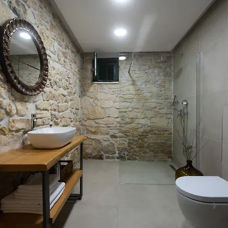 Villa Dvori Jokic With Pool