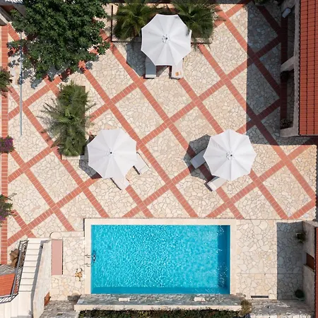 Villa Dvori Jokic With Pool